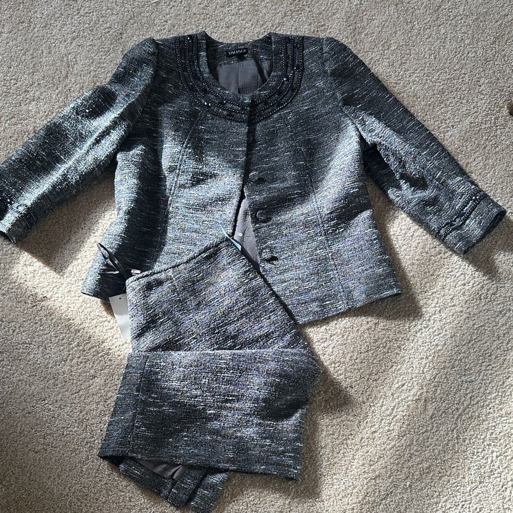 Tahari Textured Gray Blazer